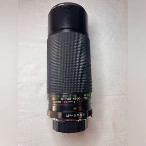 Vivitar 75-300mm Macro Focusing Zoom Lense